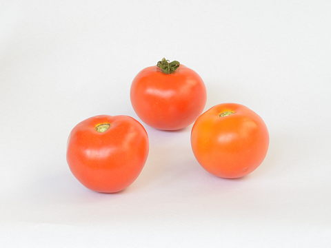 NaturePinks Organic Tomato